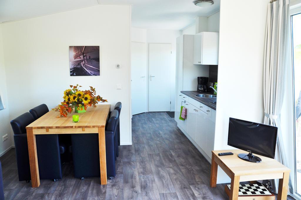Bestmarine Waterchalets Flevo Marina Lelystad Phòng bức ảnh