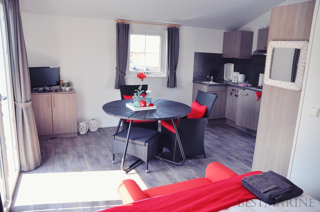 Bestmarine Waterchalets Flevo Marina Lelystad Phòng bức ảnh